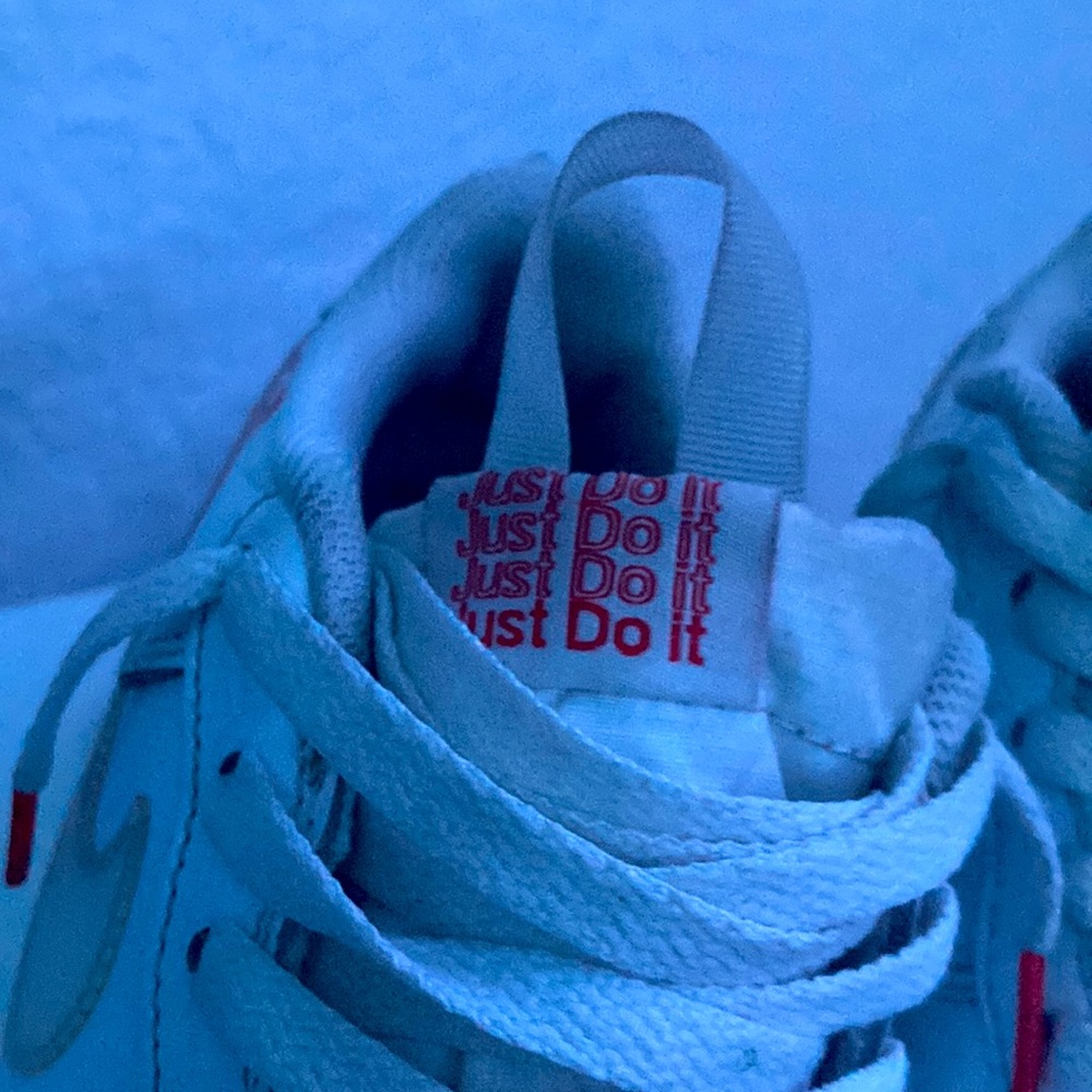 Limited Edition Red Rose AF1 - Picture 2 of 6